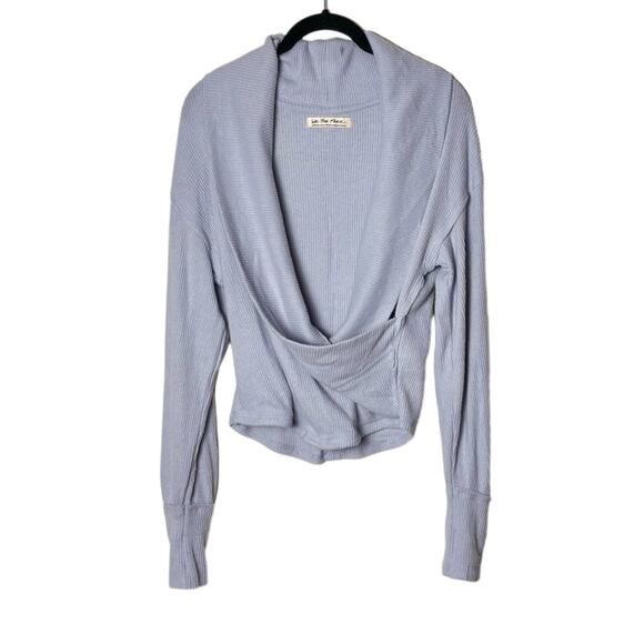 We the Free Hold Me Close Pullover sweater Women's Medium Sky Blue Purple - Picture 2 of 16